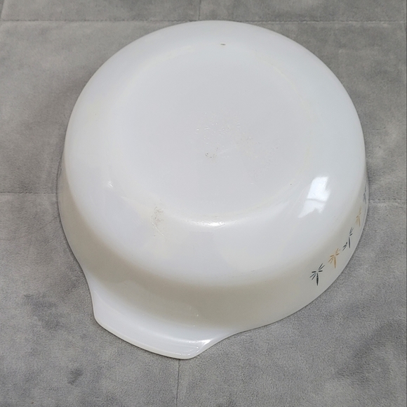 Vintage Fire King Candle Glow Round Dish - Picture 3 of 5